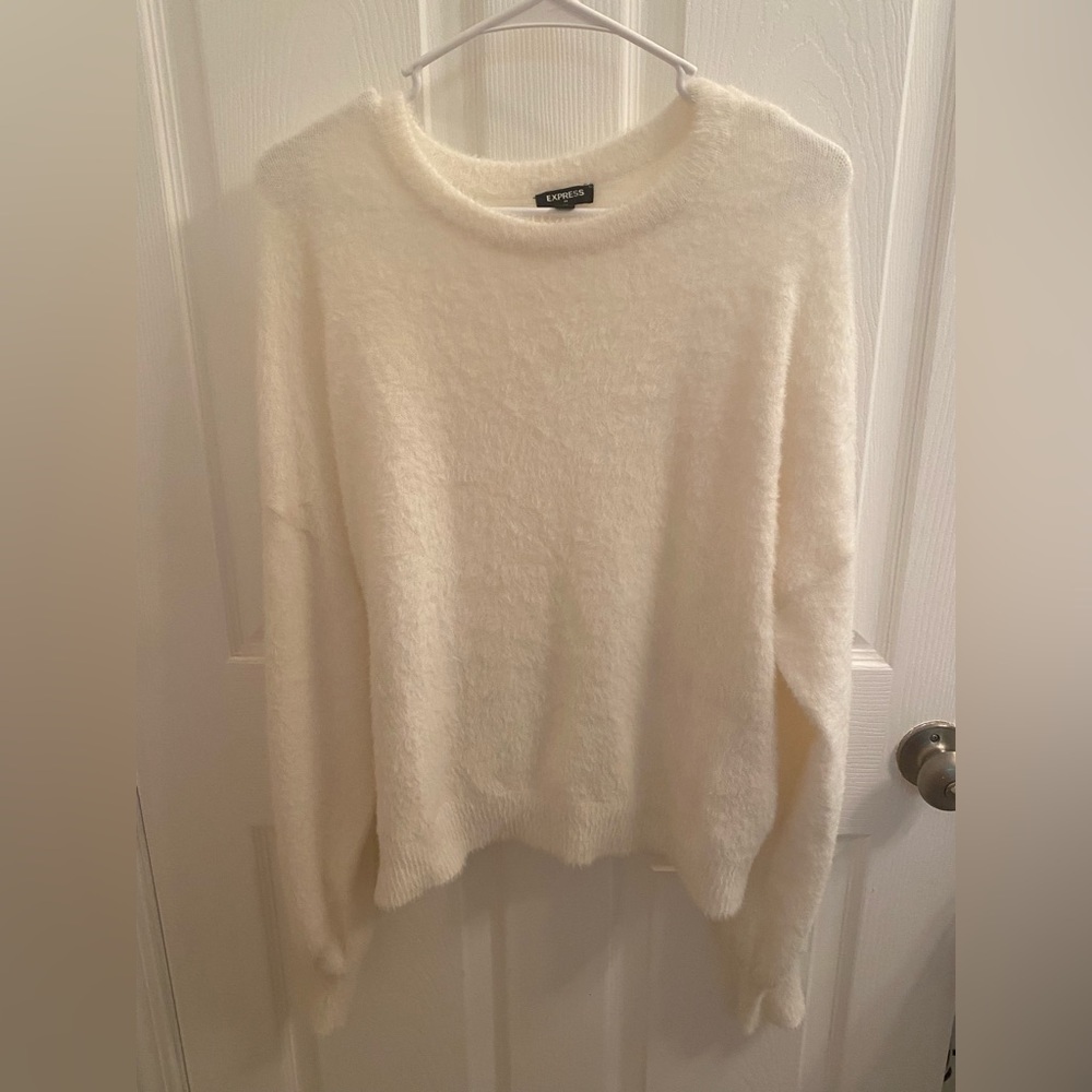 Express Sweater - Picture 1 of 2